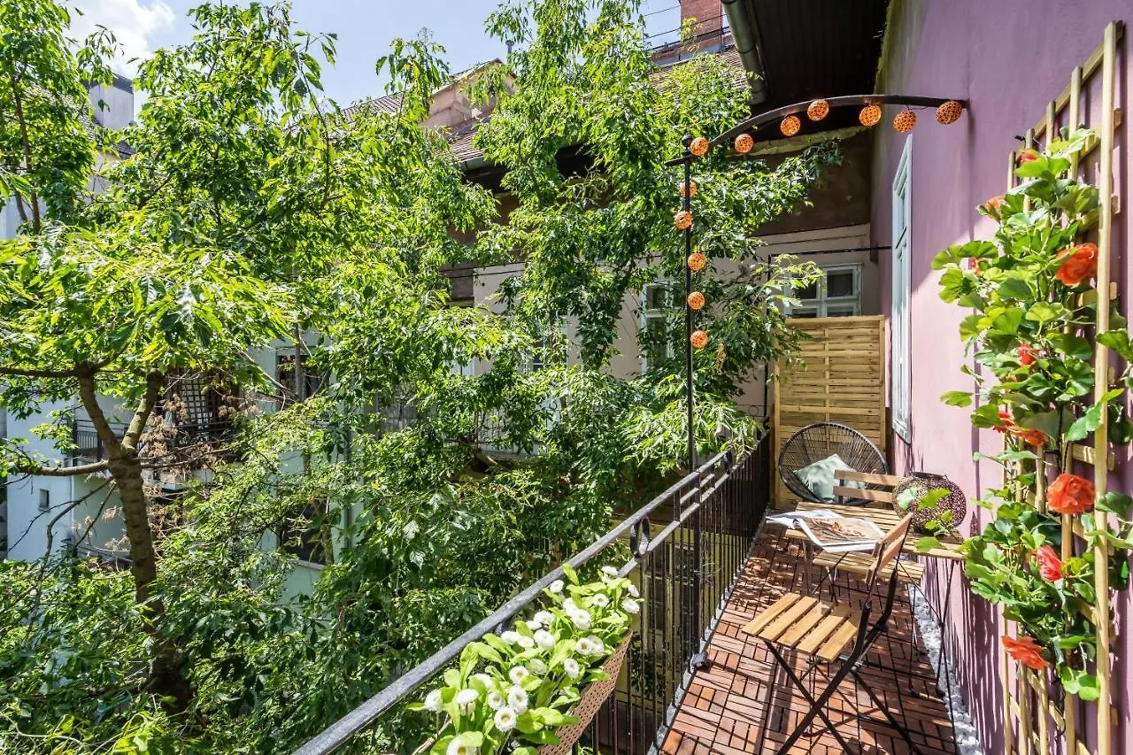 Bpr King Street Vintage Design Home With A/C Budapest Apartment